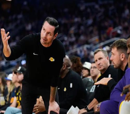 麦凯恩稳居,新秀榜首位,卡斯尔晋升,皇冠体育app下载,皇冠体育官网,澳门皇冠体育,bet皇冠体育在线